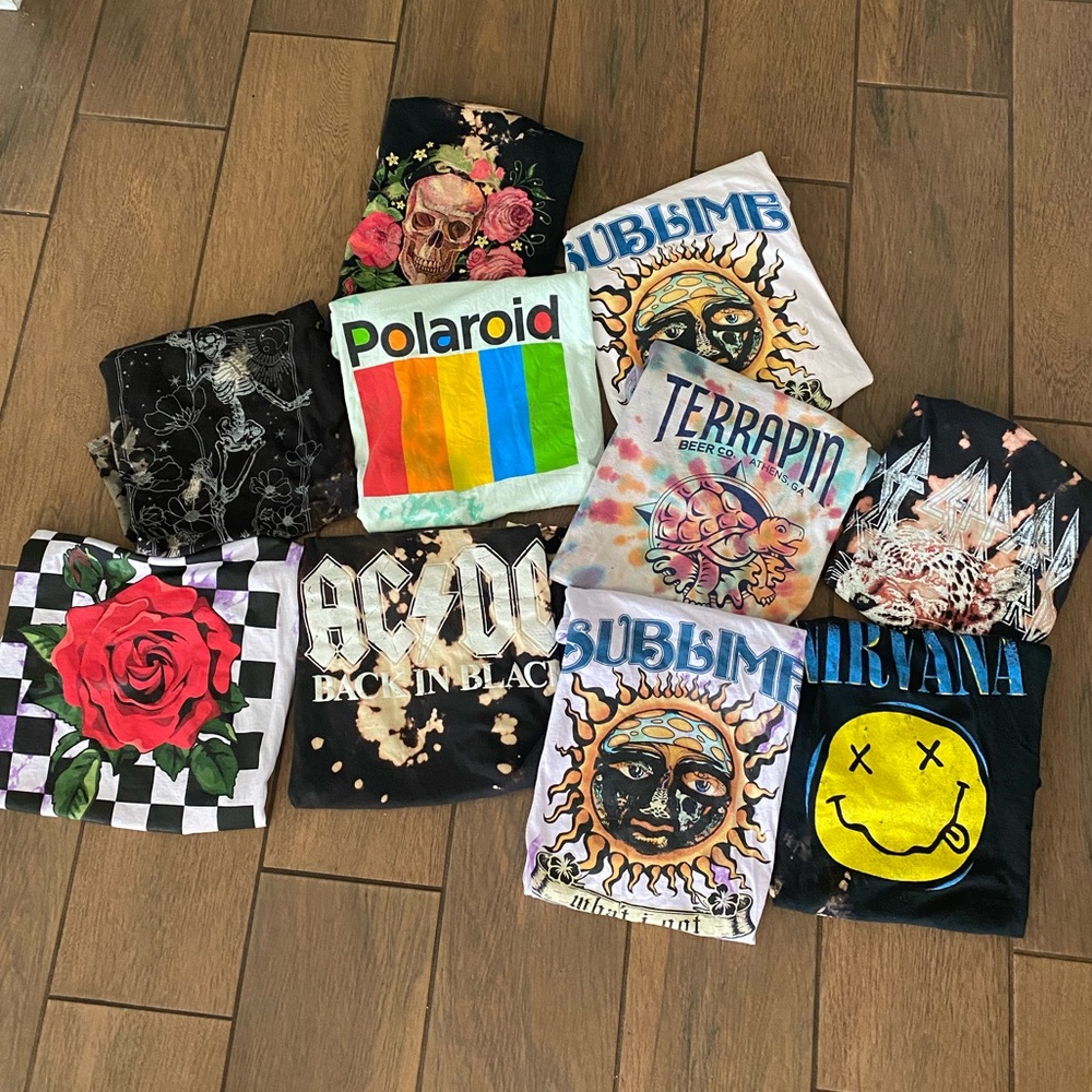 Acid washed tees